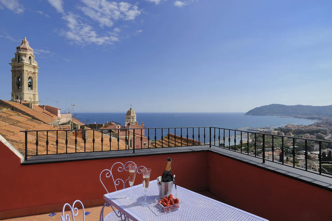 B&B Corallini Cervo 0*,