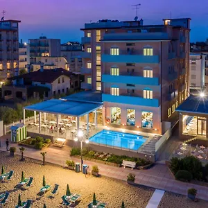 https://hotel-corallo-lido-di-jesolo.hotelslidodijesolo.com